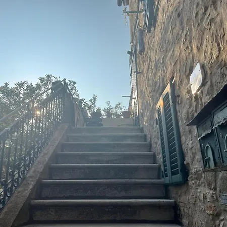 Casa In Pietra